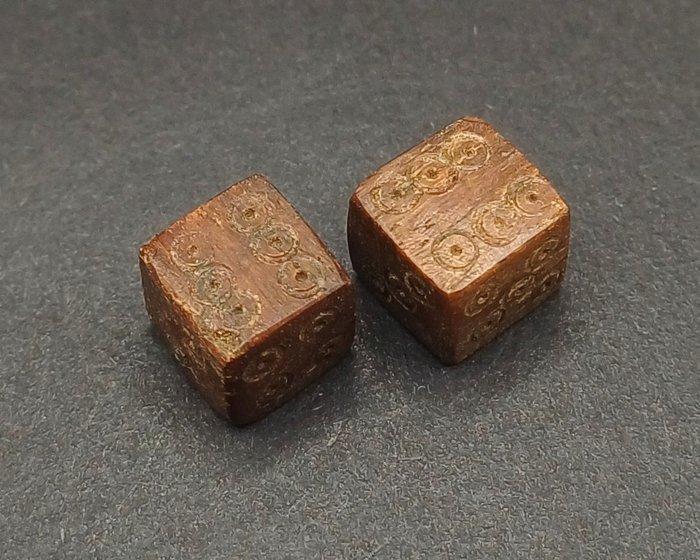Oud-Romeins Been Dobbelspellen - 9 mm (Zonder minimumprijs), Antiek en Kunst, Antiek | Overige Antiek