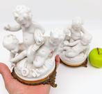 Unterweissbach - Beeld, Putti - 18 cm - Porselein, Brons