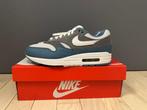 Nike - Sneakers - Taille : Shoes / EU 41, Nieuw