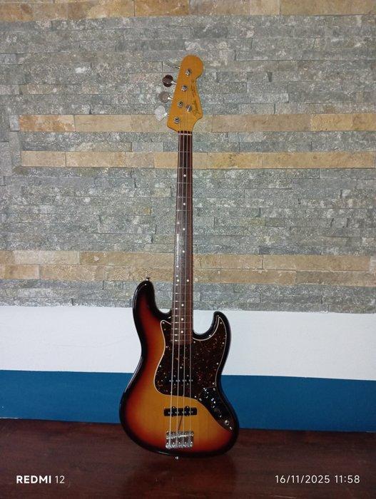 Fender - Jazz Bass - - 4-snarige elektrische basgitaar -, Muziek en Instrumenten, Snaarinstrumenten | Gitaren | Akoestisch