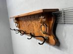 Mechelse kapstok met karakteristieke haken - Porte-manteau -