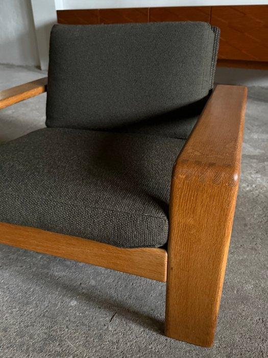 Carl Straub - Fauteuil - Textiel, Ash, Antiek en Kunst, Antiek | Meubels | Stoelen en Sofa's