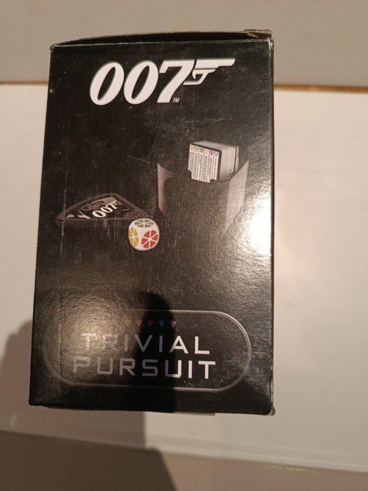 007 trivial - Bordspel - Trivial Pursuit 007 Édition -, Verzamelen, Film en Tv