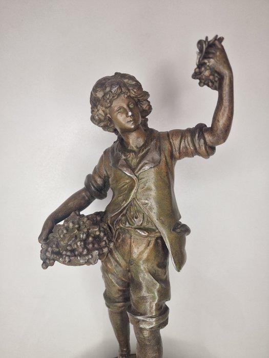 sculptuur, Petit Vendangeur - 34 cm - Hout, Zinklegering, Antiek en Kunst, Antiek | Keramiek en Aardewerk