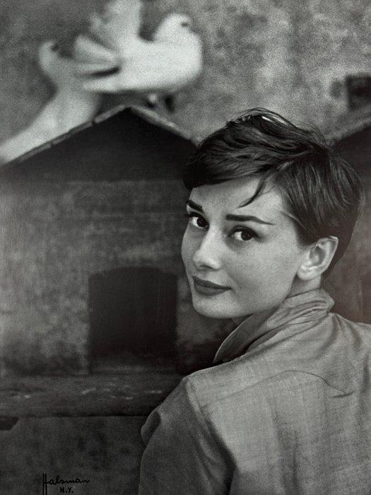 Philippe Halsman - Audrey Hepburn, New York 1950s, Antiek en Kunst, Kunst | Tekeningen en Fotografie
