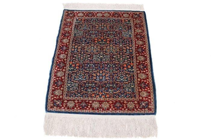 Semi-Antique Silk Hereke Signed Carpet with ~1 Mio. Knots/m², Huis en Inrichting, Stoffering | Tapijten en Vloerkleden