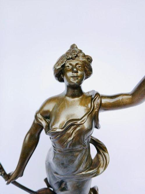 Auguste Moreau (1834-1917) - sculptuur, La Música - 36 cm -, Antiek en Kunst, Antiek | Keramiek en Aardewerk