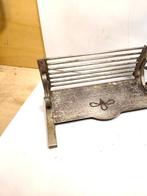 Wandrek - Set van twee zilverkleurige metalen wandplanken.