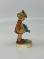 Goebel - Beeldje - Little gardener - TMK5 - Keramiek,, Antiek en Kunst