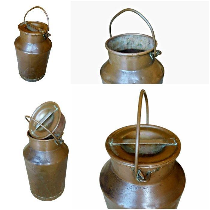 Decoratief ornament - Zwitserland - Bidon, kruik, baratte,, Antiek en Kunst, Antiek | Keukengerei