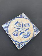 Carreau - Tuiles en faïence de Delft antique avec un grand, Antiquités & Art