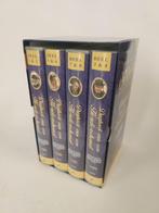 Dagboek van een Herdershond 4 Box VHS, Cd's en Dvd's, VHS | Kinderen en Jeugd, Ophalen of Verzenden, Zo goed als nieuw