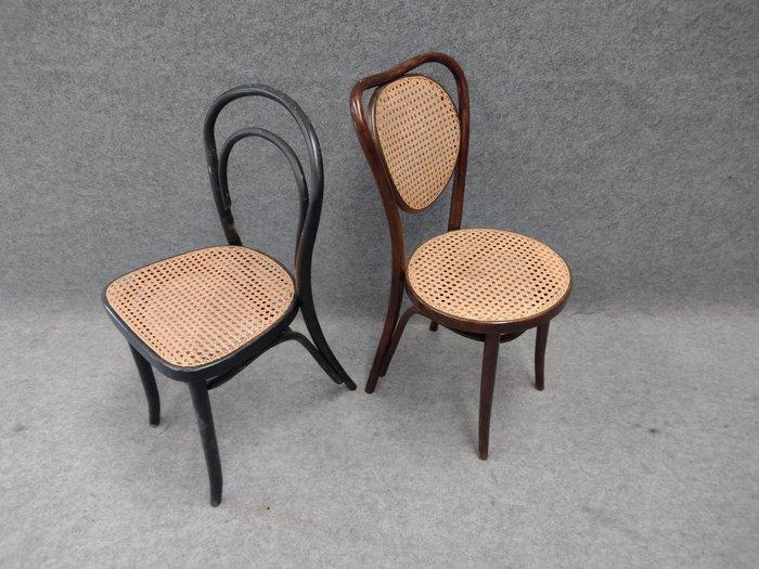 Thonet - Stoel (2) - Hout, Webbing, Antiek en Kunst, Antiek | Overige Antiek