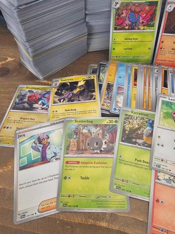 Pokémon - 2950 Bulk kaarten - Scarlet & Violet beschikbaar voor biedingen