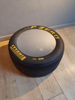 Pneu (1) - Pirelli - Racing Band / Slick - Formule 2  -, Nieuw