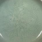 Schotel - Keramiek - Groot bord in celadon