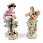 Sitzendorf - Beeldje - Porcelain pair of pastoral figurines