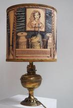 Antique Brass Oil Lamp/shadow  Fornasetti fabric - Tafellamp, Antiek en Kunst