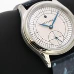 MASSENA - Massena LAB Magraph by Massena LAB and Raúl Pagès, Handtassen en Accessoires, Horloges | Heren, Nieuw