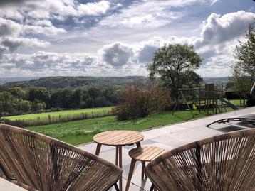 Vrij 4-7 juli Durbuy vakantiehuis sauna, jacuzzi, speelkamer beschikbaar voor biedingen