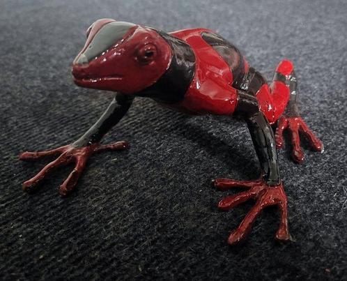 Sculpture, Red-backed poison frog - 17 cm - Bronze patiné, Antiek en Kunst, Curiosa en Brocante