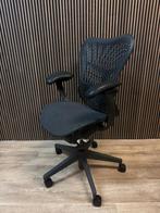Herman Miller Mirra 2 Bureaustoelen, Inclusief 4d Armen, Verzenden, Zwart, Zo goed als nieuw, Bureaustoel