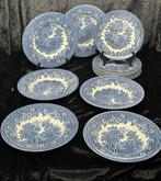 Eetservies - England – Speiseservice im Blue & White Dekor,