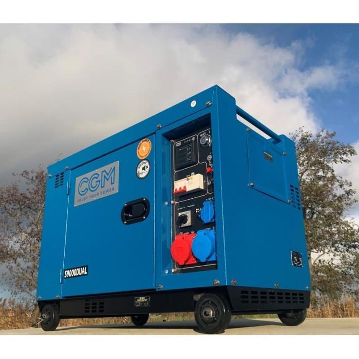 Stroomgroep Diesel 9 kVA 400V / 7 kVA 230V, Doe-het-zelf en Bouw, Aggregaten, Dieselolie, Nieuw, Elektrisch startend, Geluidgedempt