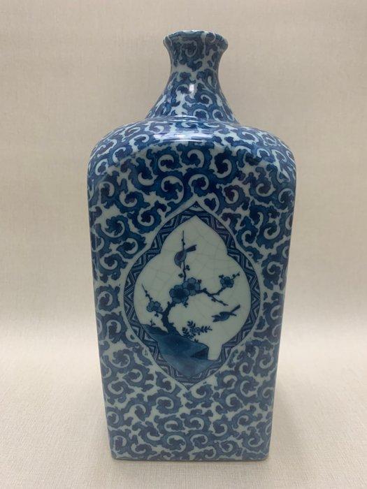 Vaas - Keramiek - Japan - Klassiek blauw en wit (Zonder, Antiek en Kunst, Antiek | Overige Antiek