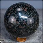 Grande tourmaline noire, grenat et arfvedsonite de première, Nieuw
