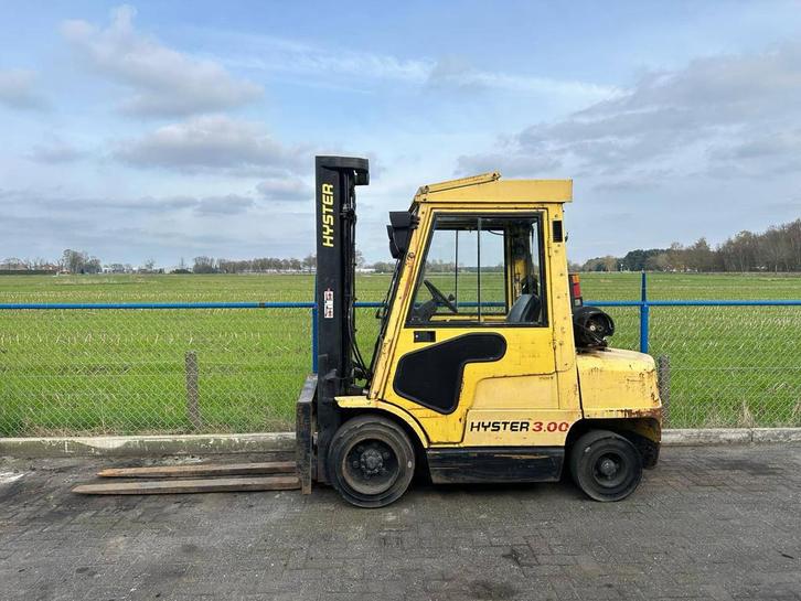 Veiling: Heftruck Hyster H3.00XM LPG 3000kg 3.7m 2004, Zakelijke goederen, Machines en Bouw | Heftrucks en Intern transport, Ophalen
