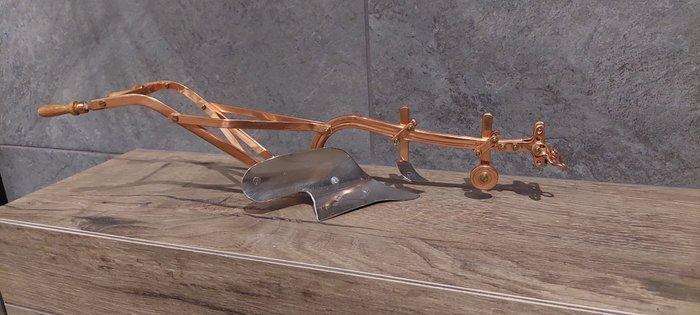 Figure - Model puga konnego - Métal, Bois, Antiquités & Art, Antiquités | Assiettes décoratives & Carrelages