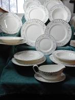 Minton - Tafelservies (34) - Creamware, Antiek en Kunst