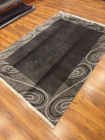 Nepal - Tapis - 238 cm - 169 cm - Tapis décoratif du Népal beschikbaar voor biedingen