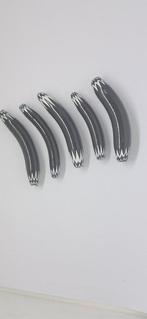 Perle rosetta chevron 6 lagen zwarte - Italië - 21e eeuw