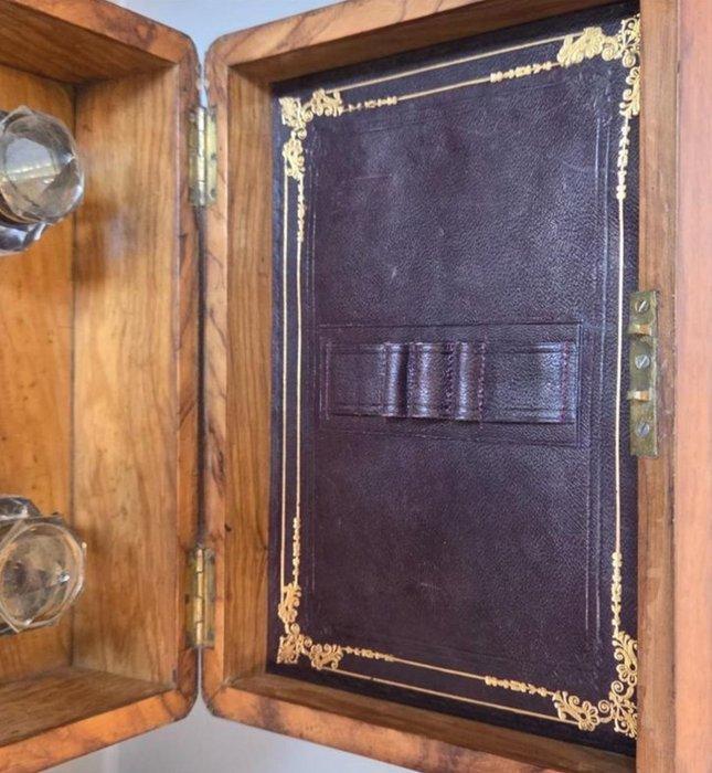 Portable writing desk / stationery cabinet - Schrijfhelling, Antiek en Kunst, Antiek | Meubels | Stoelen en Sofa's