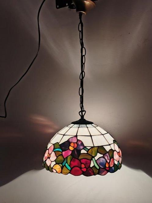 Lamp - Glas-in-lood - Tiffany style hanglamp, Antiek en Kunst, Curiosa en Brocante