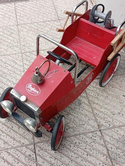 Baghera - Trapauto Fire Department Pedal Truck/Car - Europa, Antiek en Kunst, Antiek | Speelgoed