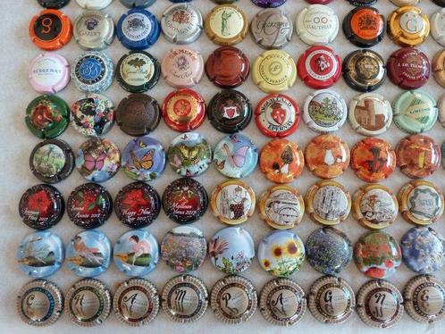 Collection thématique - 315 capsules de champagne avec 16, Antiek en Kunst, Antiek | Speelgoed