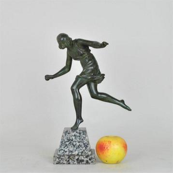 Pierre le Faguays - Sculpture, Jeune femme - 32 cm - Bronze
