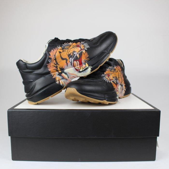 Gucci - Gucci Rhyton Leather Sneakers with Tiger Motif -, Kleding | Heren, Schoenen