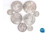 Online Veiling: 8 Zilveren munten (120,61 gram)|65506