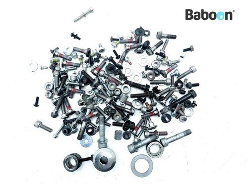 Bouten en Moeren Kawasaki Z 800 2013-2016 (Z800 ZR800A-B), Motoren, Onderdelen | Kawasaki, Gebruikt, Verzenden