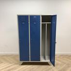 Tweedehands Garderobe/lockerkast 3 deurs, met hang en leg, Gebruikt