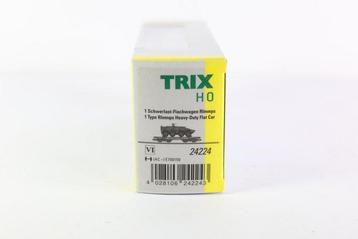 Trix H0 - 24224 - Autorail (1) - Chariot plat chargé avec un