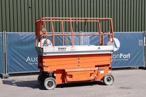 Veiling: Schaarlift JLG 3246ES Elektrisch 11.68m 2010, Zakelijke goederen, Machines en Bouw | Liften, Steigers en Ladders, Ophalen