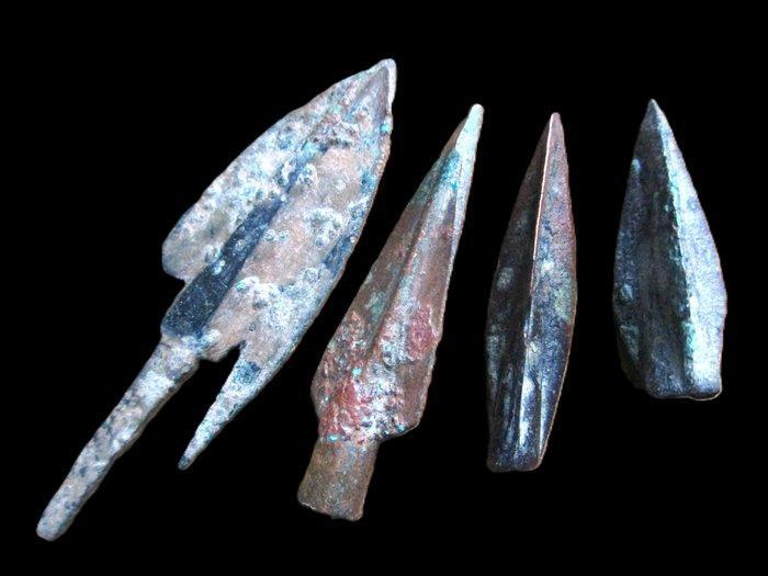 Oud-Grieks Brons Hoogwaardige pijlenkopset - 65 cm (Zonder, Antiek en Kunst, Antiek | Overige Antiek