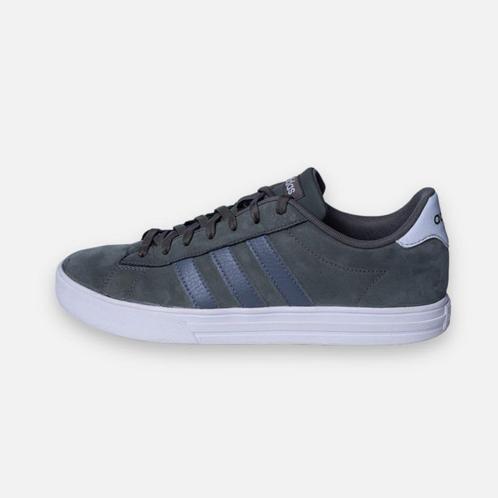 Adidas Daily 2.0 - Maat 44, Kleding | Heren, Schoenen, Sneakers, Verzenden