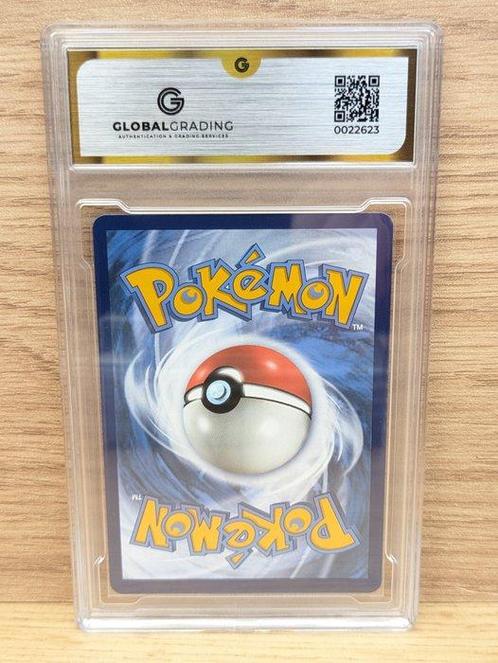 Pokémon - 1 Graded card - Radiant Charizard 020 - Crown, Hobby en Vrije tijd, Verzamelkaartspellen | Pokémon