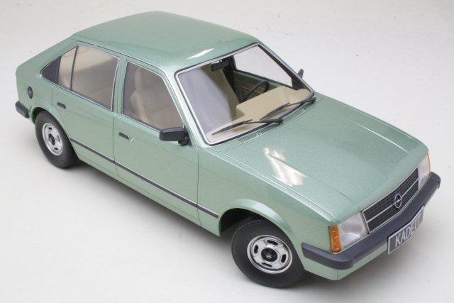 Triple 9 Collection 1:18 - Voiture à hayon miniature - Opel, Hobby en Vrije tijd, Modelauto's | 1:5 tot 1:12